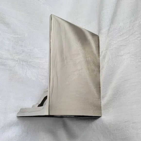 Eiffel Tower Bookends - Picture 3 of 4